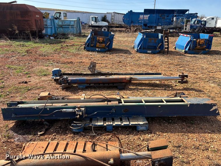 image for item EO4058 (2) refuse truck reaver cylinders