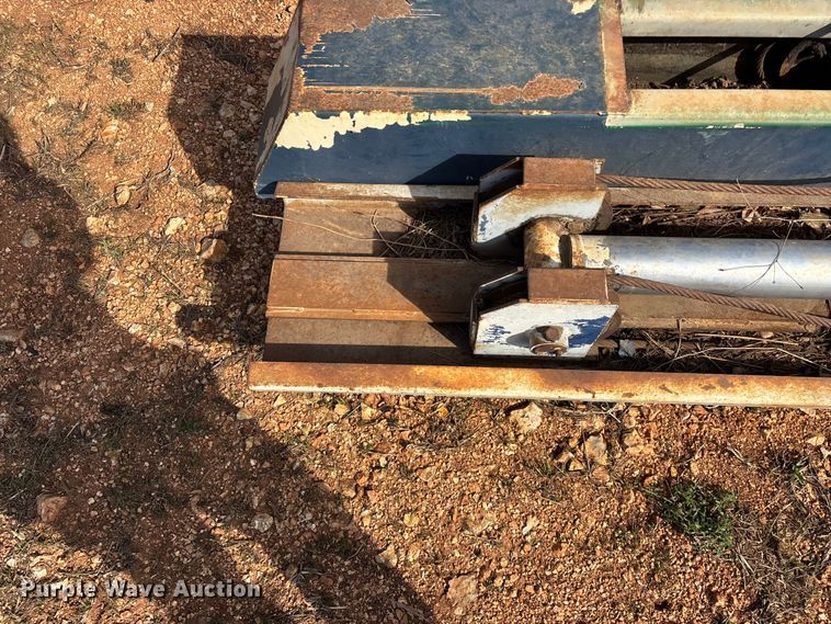 image for item EO4058 (2) refuse truck reaver cylinders