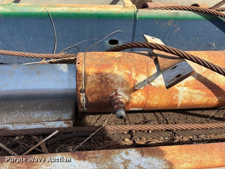 image for item EO4058 (2) refuse truck reaver cylinders