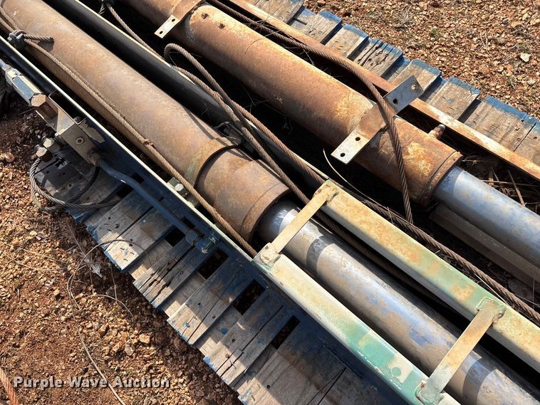 image for item EO4058 (2) refuse truck reaver cylinders