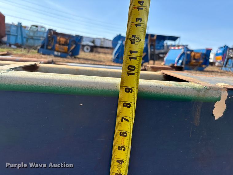 image for item EO4058 (2) refuse truck reaver cylinders