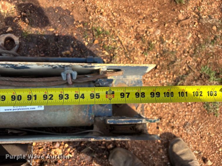 image for item EO4058 (2) refuse truck reaver cylinders