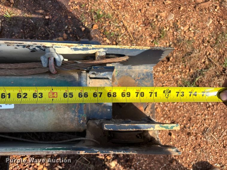 image for item EO4058 (2) refuse truck reaver cylinders