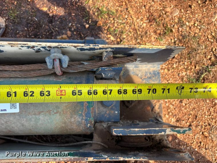 image for item EO4058 (2) refuse truck reaver cylinders