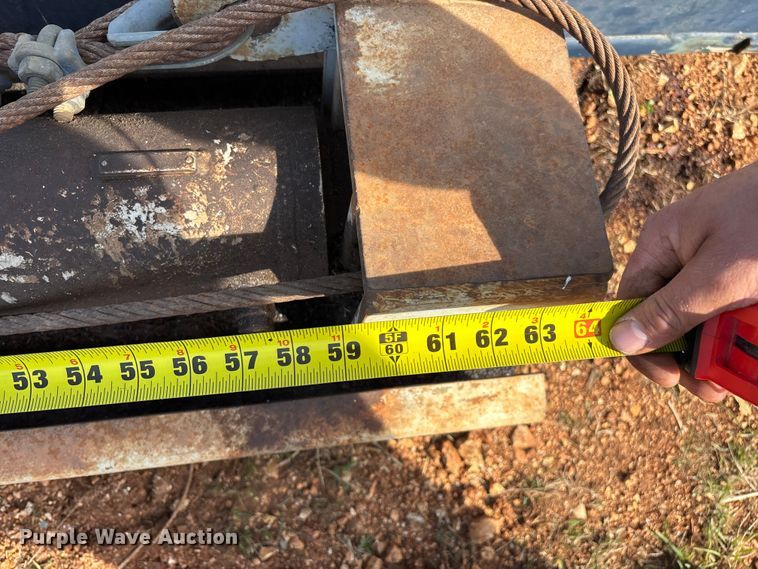 image for item EO4058 (2) refuse truck reaver cylinders