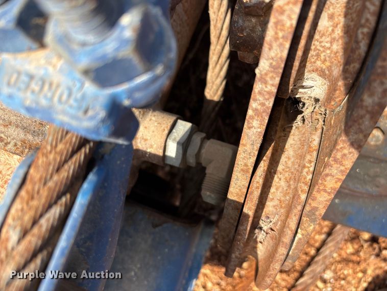 image for item EO4059 (3) refuse truck reaver cylinders