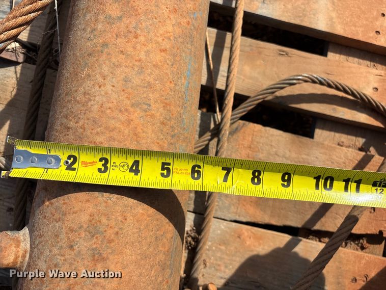 image for item EO4059 (3) refuse truck reaver cylinders