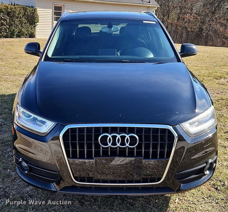 image for item EO4991 2015 Audi Q3 SUV