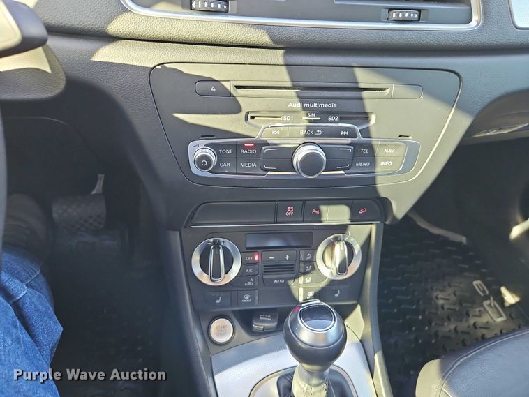 image for item EO4991 2015 Audi Q3 SUV