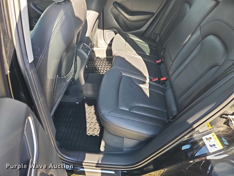 image for item EO4991 2015 Audi Q3 SUV