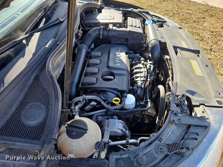 image for item EO4991 2015 Audi Q3 SUV