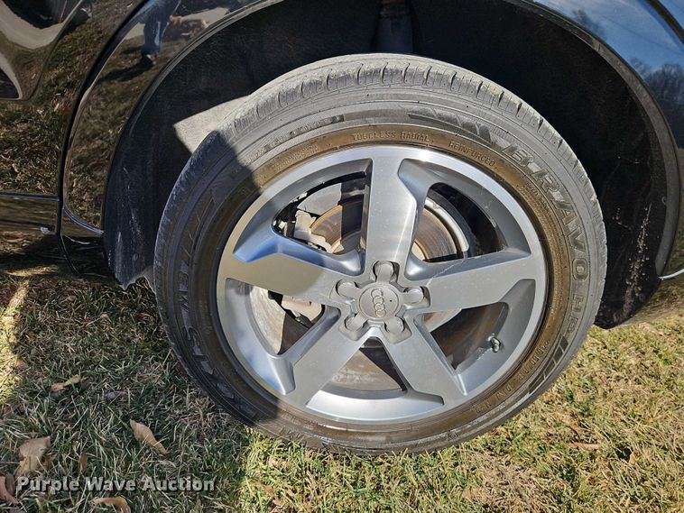 image for item EO4991 2015 Audi Q3 SUV