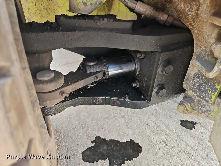 image for item EO7131 Clark GPX25 forklift