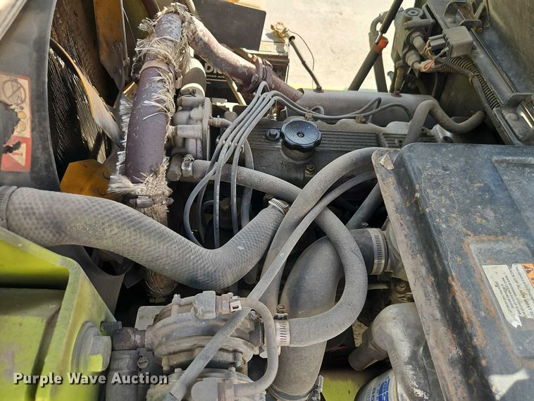 image for item EO7131 Clark GPX25 forklift