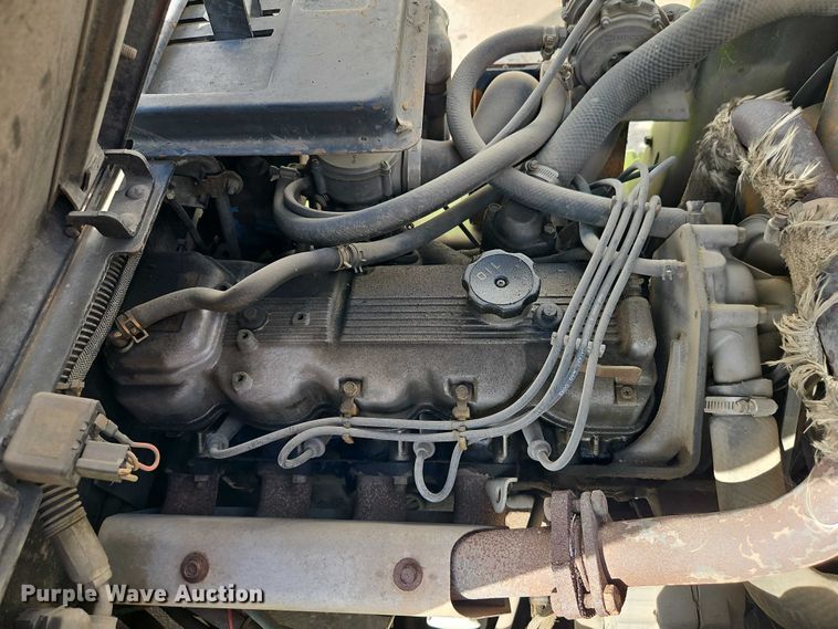 image for item EO7131 Clark GPX25 forklift