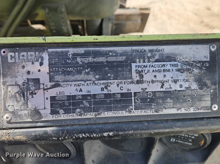 image for item EO7131 Clark GPX25 forklift