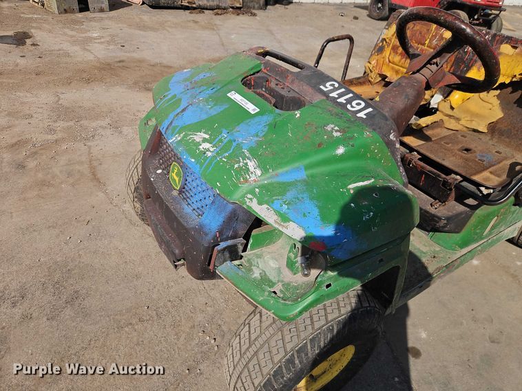 image for item EO7132 2014 John Deere Gator CX utility vehicle