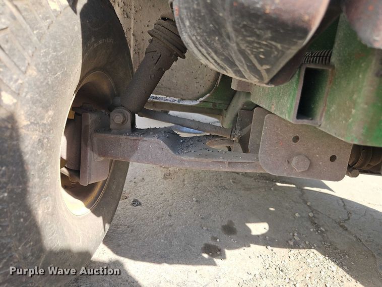 image for item EO7132 2014 John Deere Gator CX utility vehicle