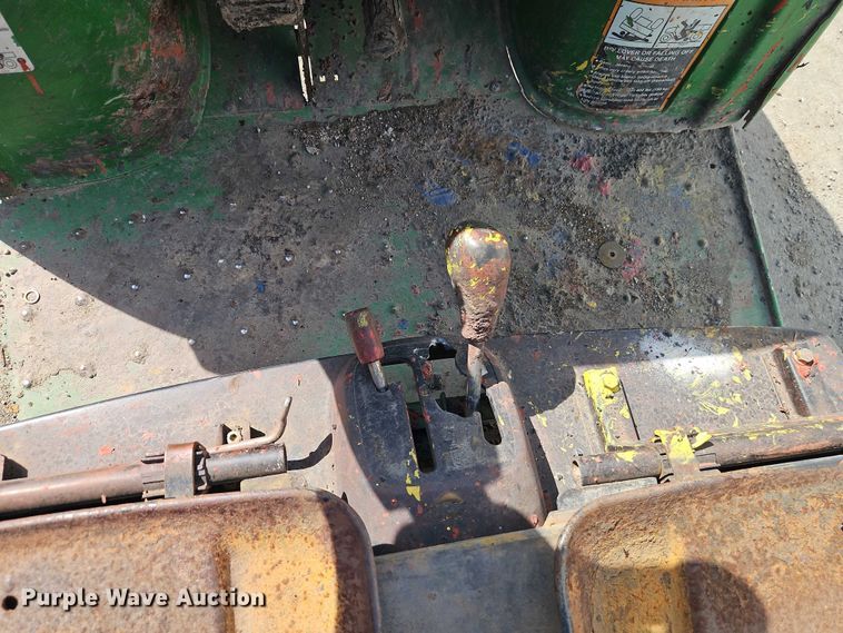 image for item EO7132 2014 John Deere Gator CX utility vehicle