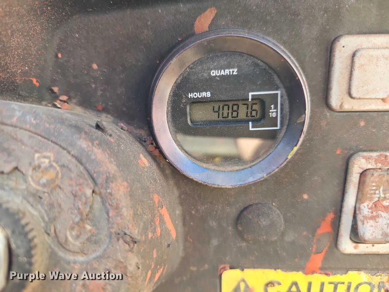 image for item EO7132 2014 John Deere Gator CX utility vehicle