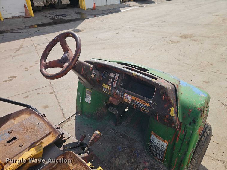 image for item EO7132 2014 John Deere Gator CX utility vehicle