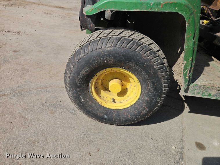 image for item EO7132 2014 John Deere Gator CX utility vehicle