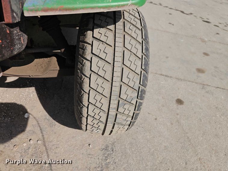 image for item EO7132 2014 John Deere Gator CX utility vehicle