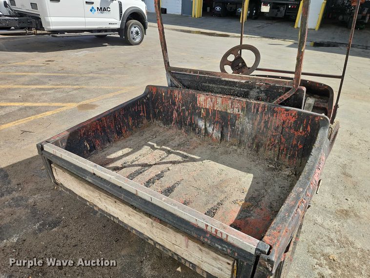 image for item EO7133 EZ-Go golf cart