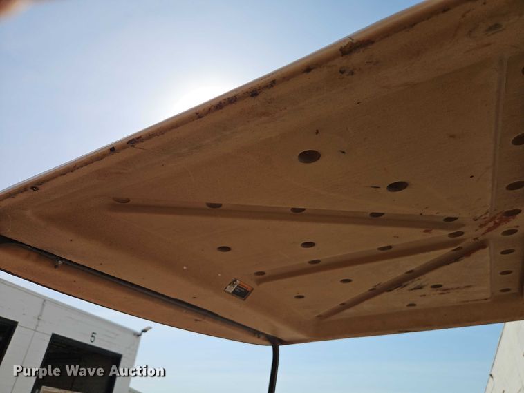 image for item EO7133 EZ-Go golf cart