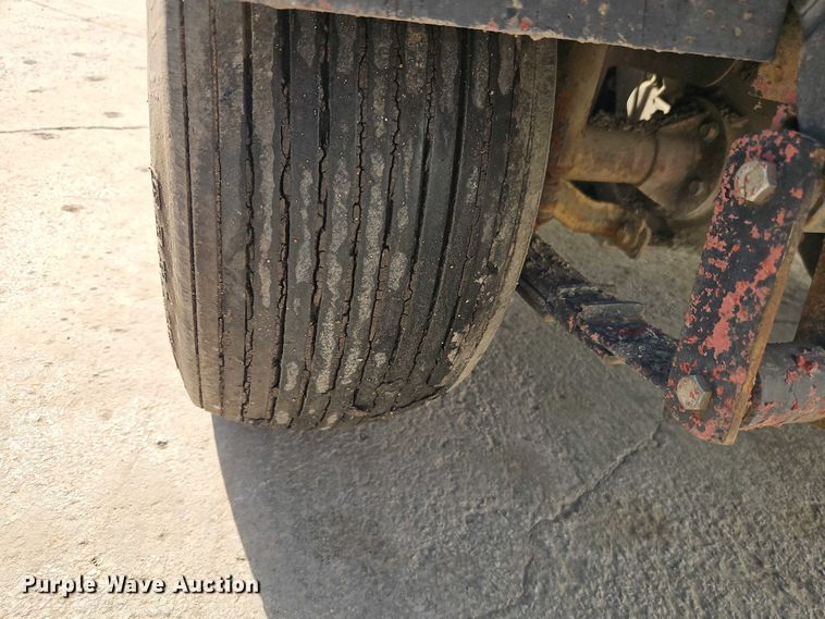 image for item EO7133 EZ-Go golf cart