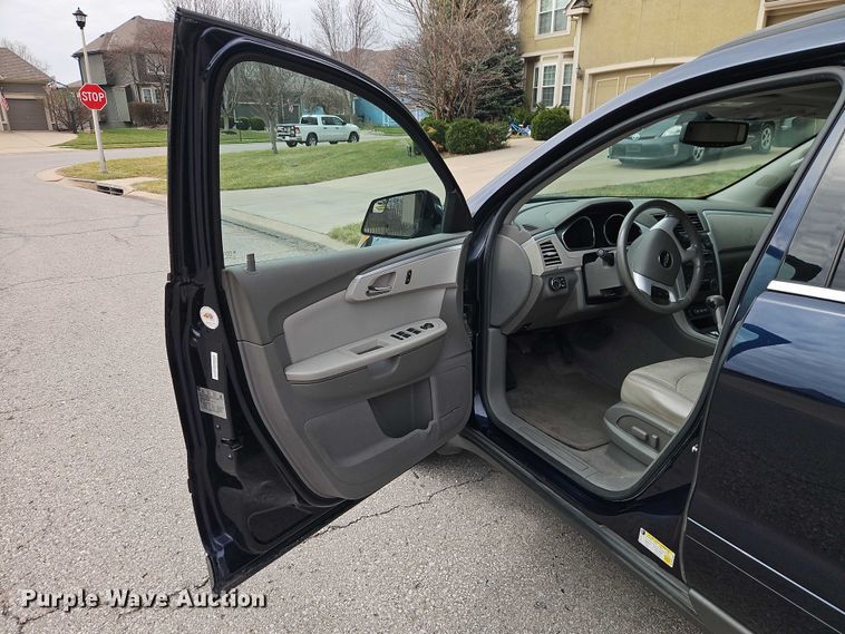 image for item EO7139 2011 Chevrolet Traverse SUV