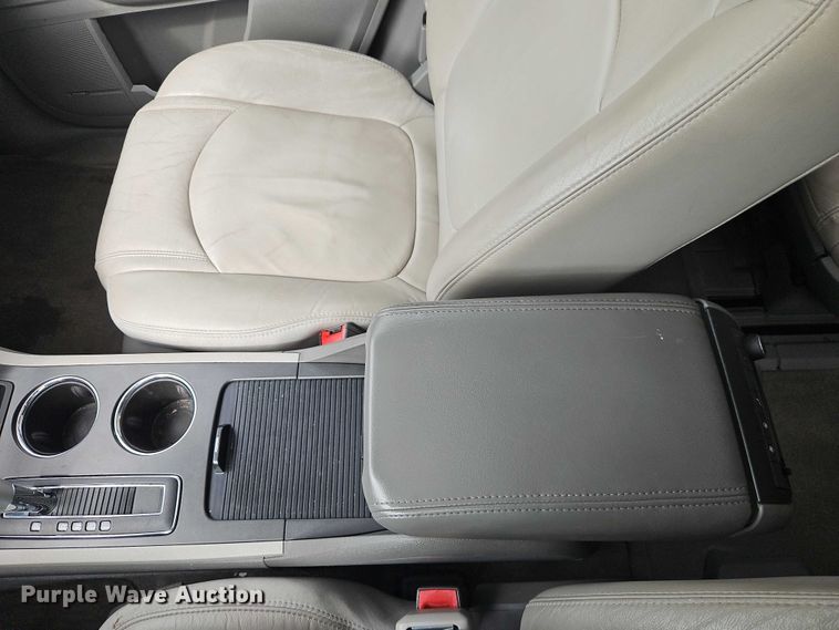 image for item EO7139 2011 Chevrolet Traverse SUV