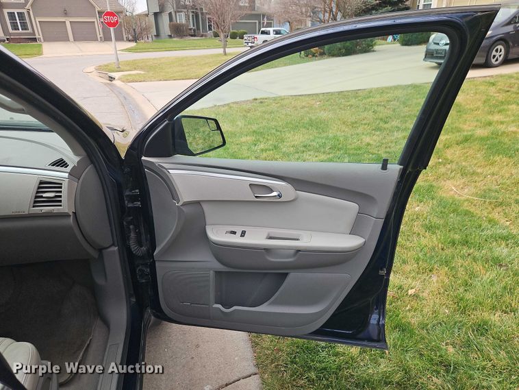 image for item EO7139 2011 Chevrolet Traverse SUV