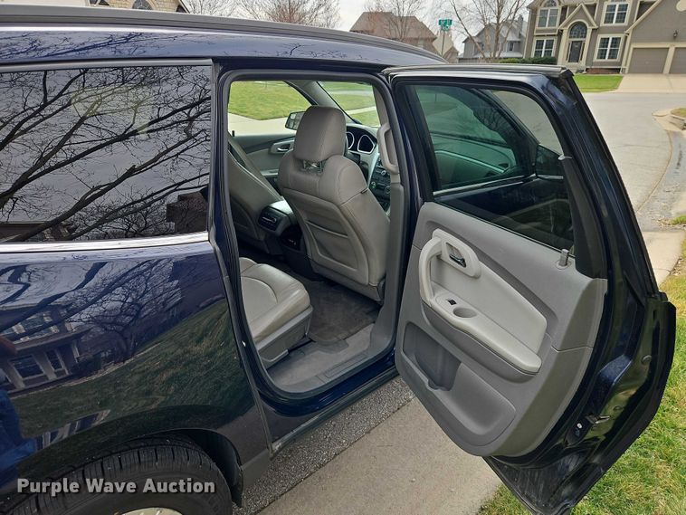 image for item EO7139 2011 Chevrolet Traverse SUV