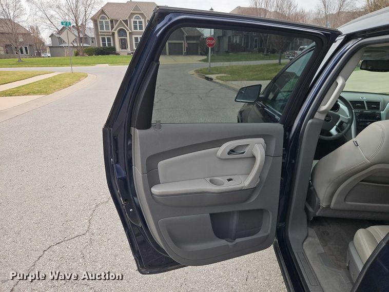 image for item EO7139 2011 Chevrolet Traverse SUV