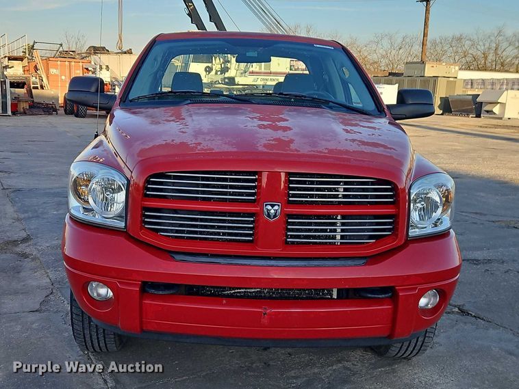 image for item EO7145 2007 Dodge Ram 2500 Ext. Cab pickup truck