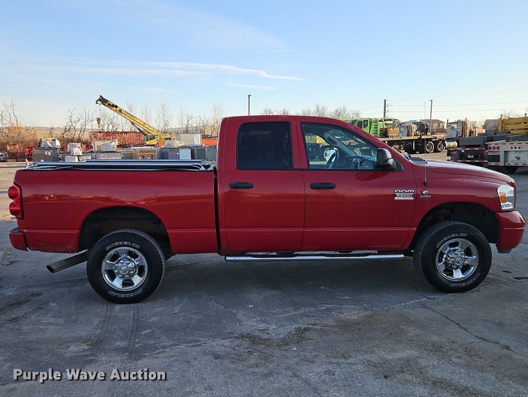 image for item EO7145 2007 Dodge Ram 2500 Ext. Cab pickup truck