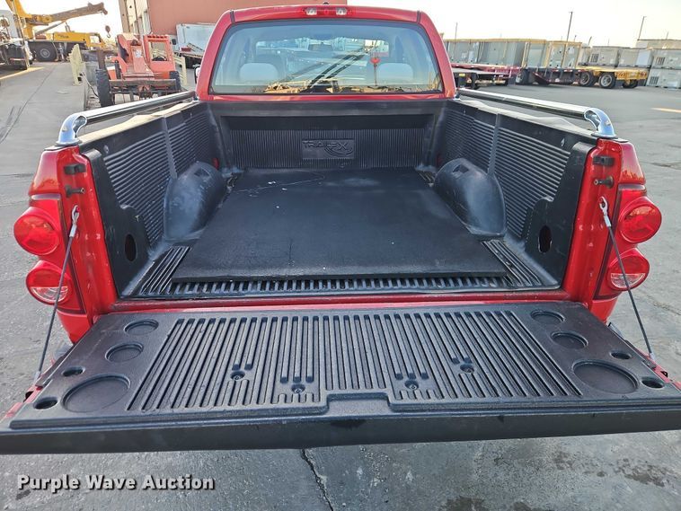 image for item EO7145 2007 Dodge Ram 2500 Ext. Cab pickup truck