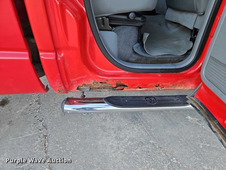 image for item EO7145 2007 Dodge Ram 2500 Ext. Cab pickup truck