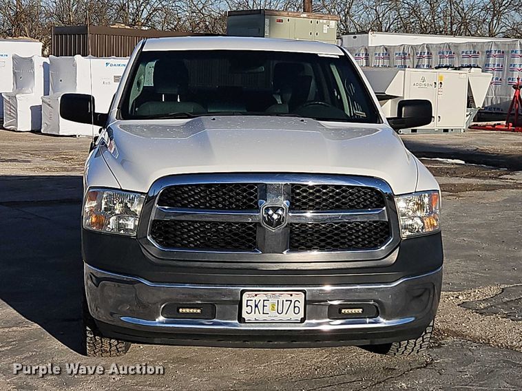 image for item EO7146 2016 RAM 1500 Ext. Cab pickup truck