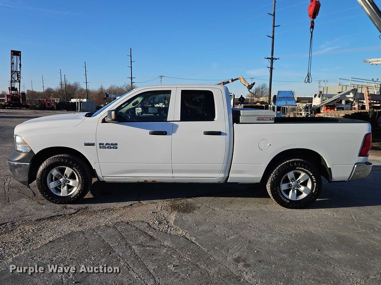 image for item EO7146 2016 RAM 1500 Ext. Cab pickup truck