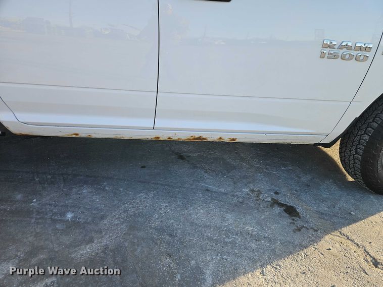 image for item EO7146 2016 RAM 1500 Ext. Cab pickup truck