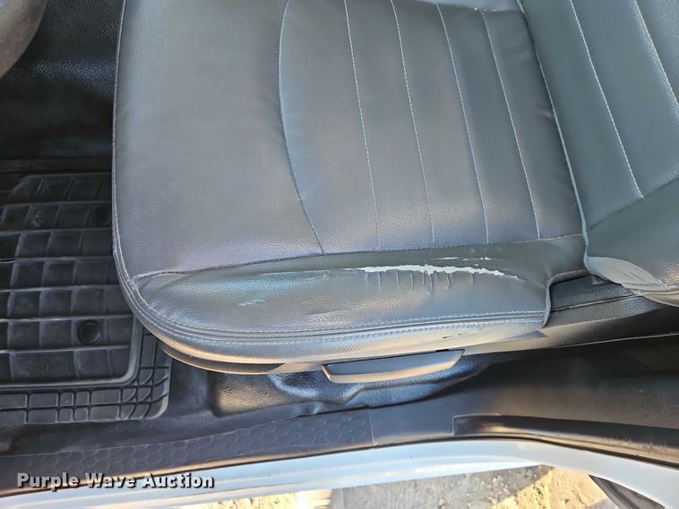 image for item EO7146 2016 RAM 1500 Ext. Cab pickup truck