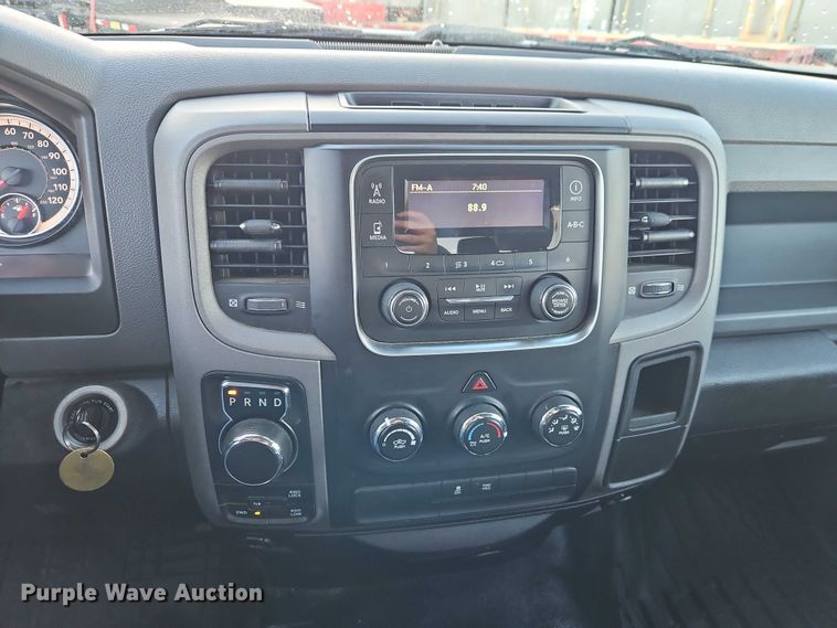 image for item EO7146 2016 RAM 1500 Ext. Cab pickup truck