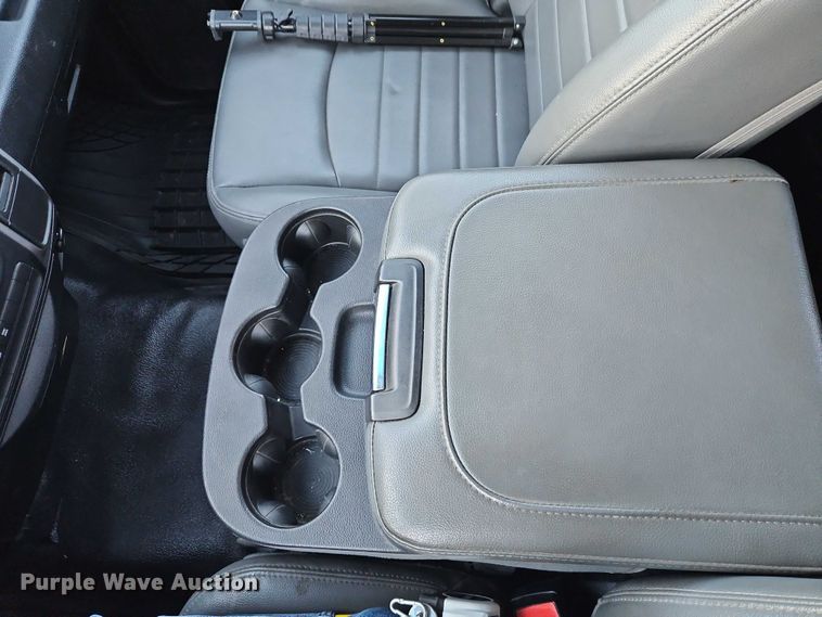 image for item EO7146 2016 RAM 1500 Ext. Cab pickup truck