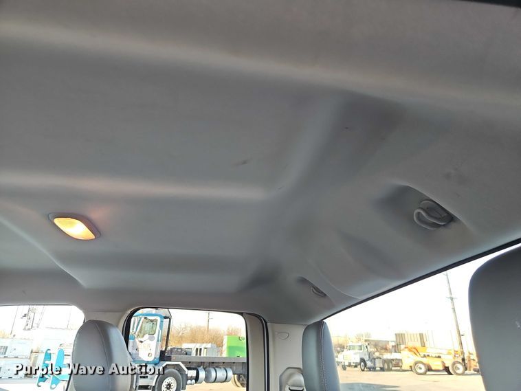 image for item EO7146 2016 RAM 1500 Ext. Cab pickup truck