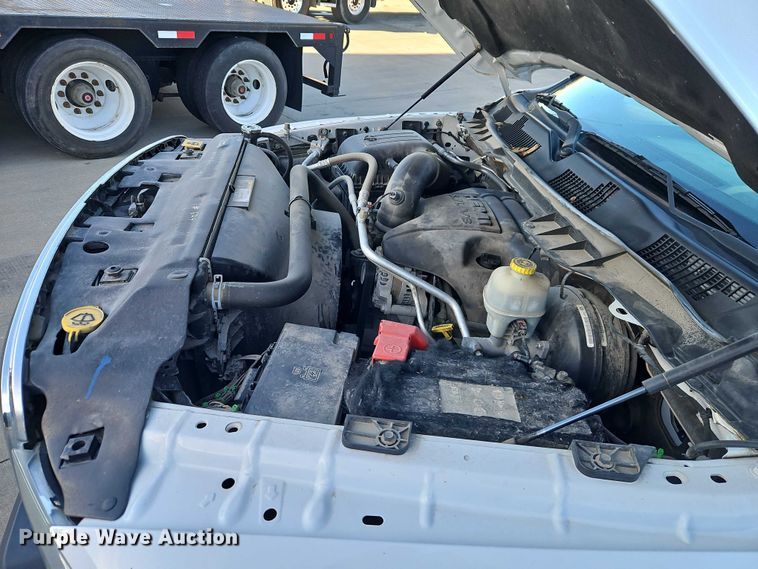 image for item EO7146 2016 RAM 1500 Ext. Cab pickup truck