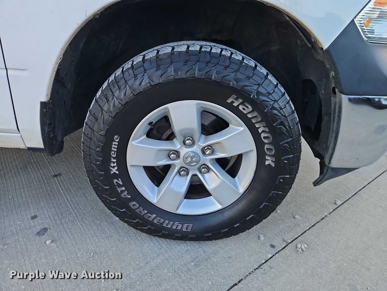 image for item EO7146 2016 RAM 1500 Ext. Cab pickup truck