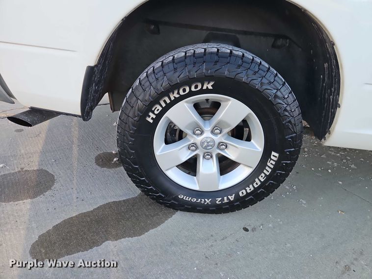 image for item EO7146 2016 RAM 1500 Ext. Cab pickup truck