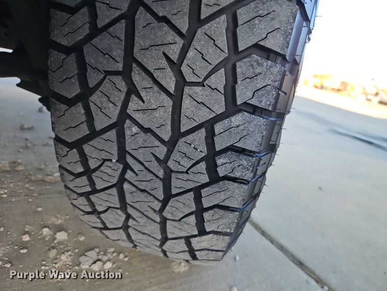 image for item EO7146 2016 RAM 1500 Ext. Cab pickup truck